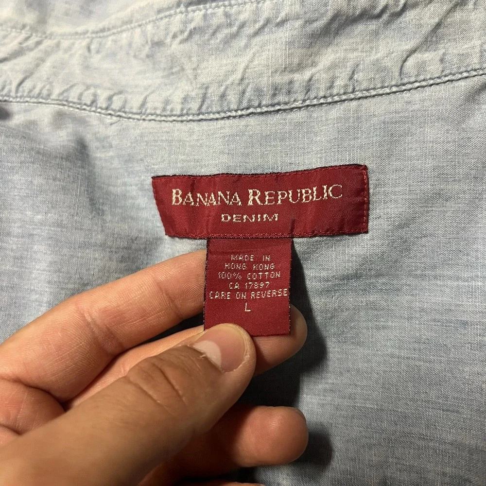 Vintage Banana Republic Denim Chambray Shirt Men's Large Light Wash Blue Y2K 90s